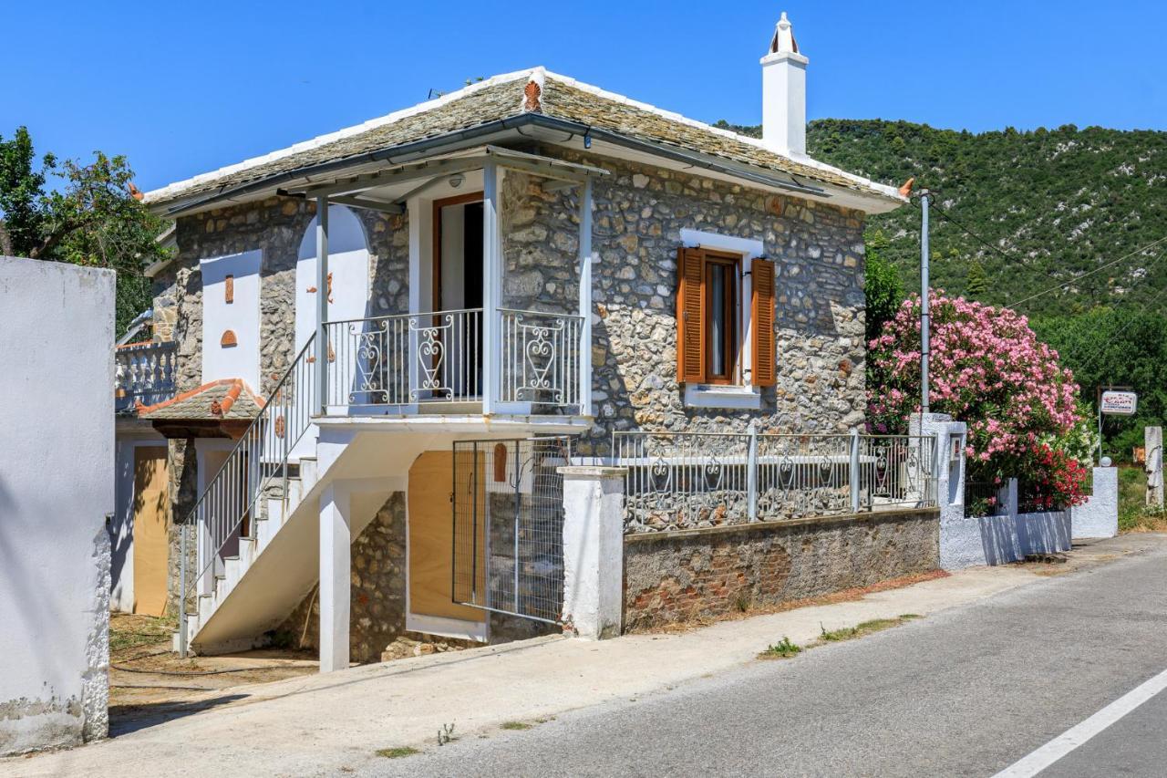 Konstantina Yard Studio Stafylos Exterior photo